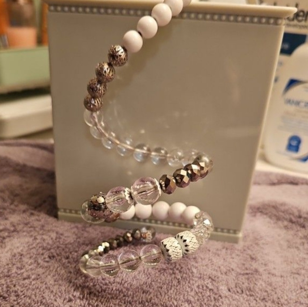 Crystal-Silver-White Gemstone Beaded Stretchy Bracelet
